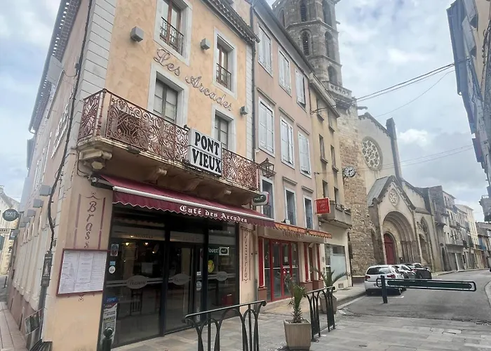 Hotel Restaurant Les Arcades