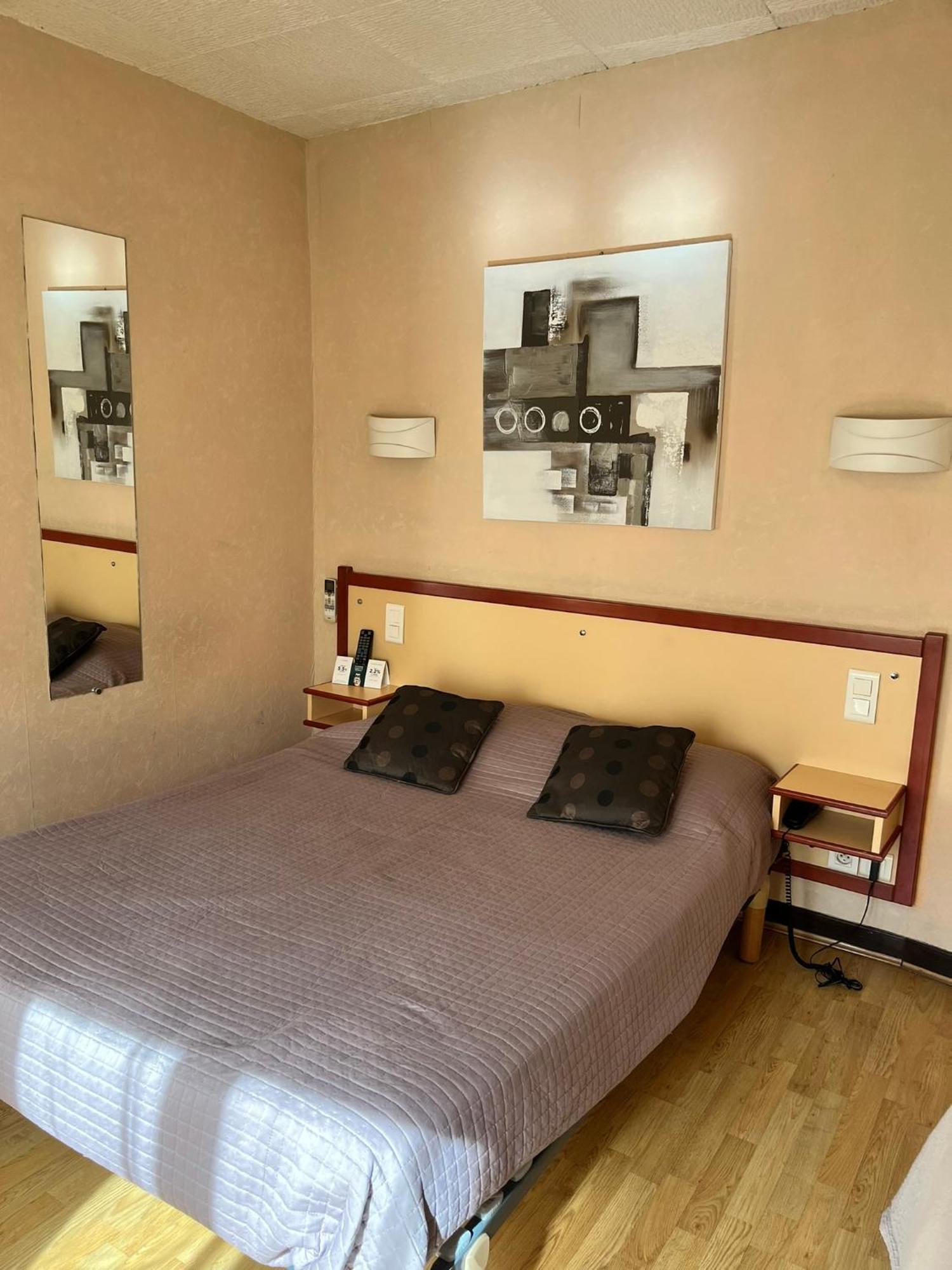 Hotel Restaurant Les Arcades Limoux